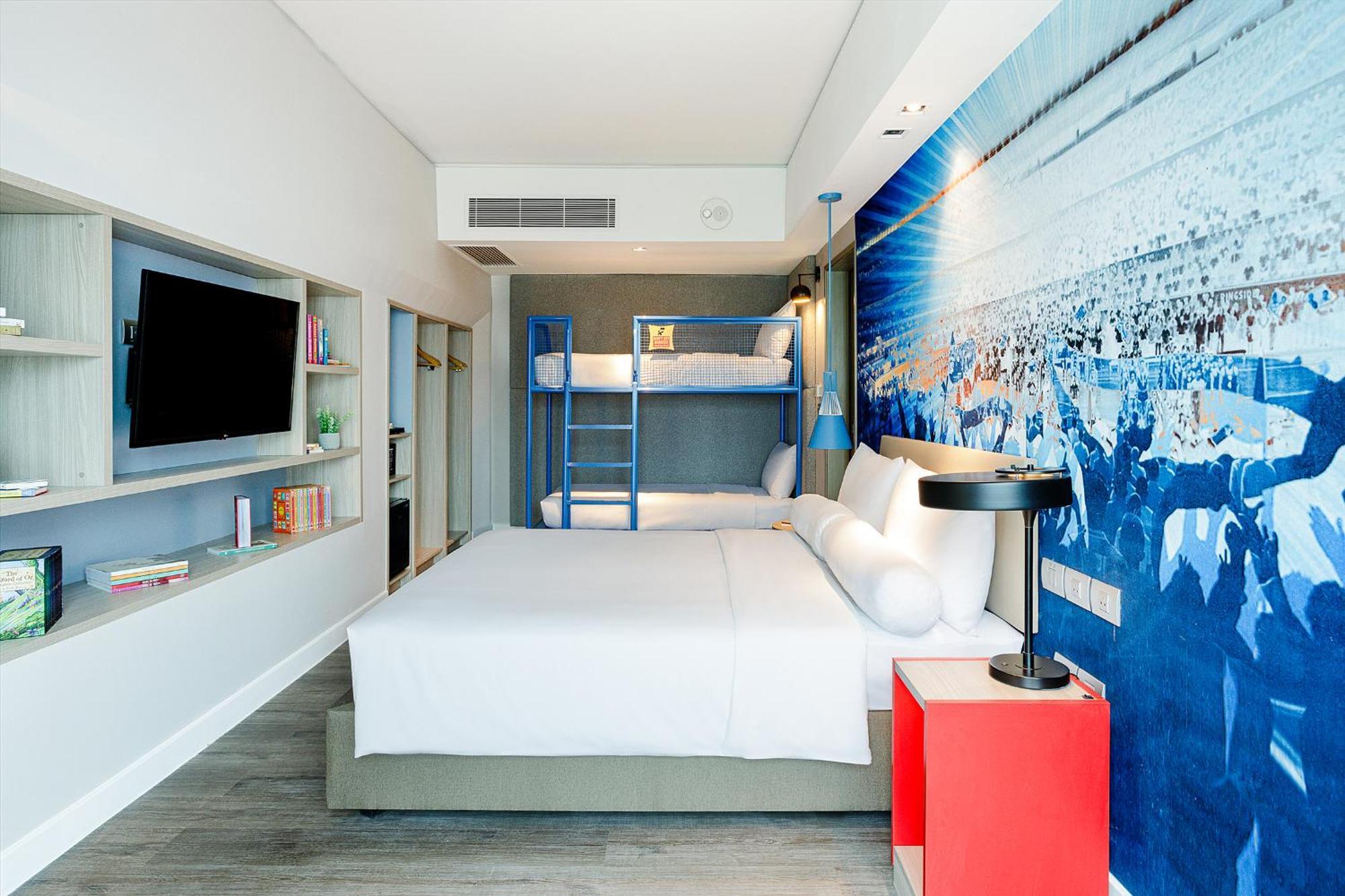 Ibis Styles Manila Araneta City Кесон-Сити Экстерьер фото
